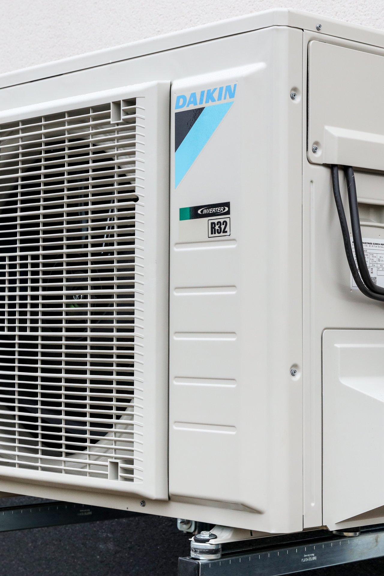 Unité extérieure pompe à chaleur Daikin R32 — Installation NEXT Énergies